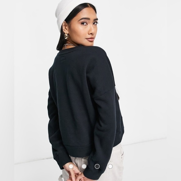 RVCA NWT VA Vibes Cropped Fleece Punk Crew Neck Sweatshirt Women’s Size XS Black - Picture 3 of 9